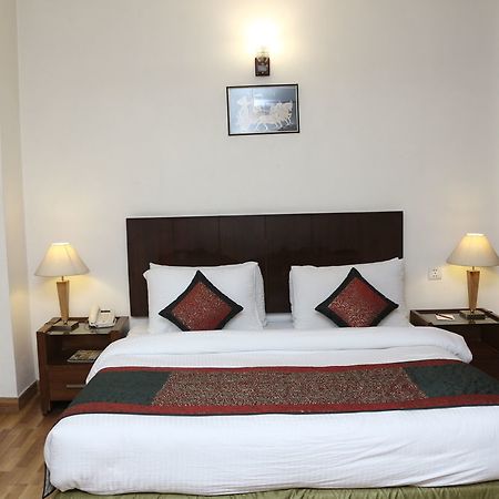 Fabhotel Goodwill Gk 1 Ню Делхи Екстериор снимка