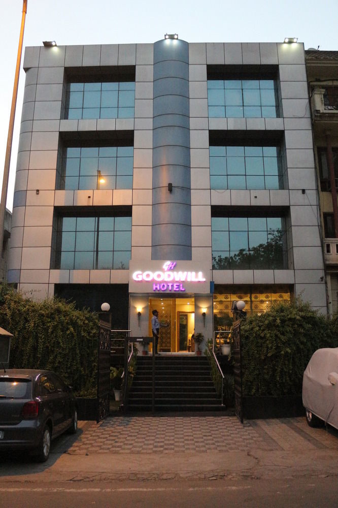 Fabhotel Goodwill Gk 1 Ню Делхи Екстериор снимка